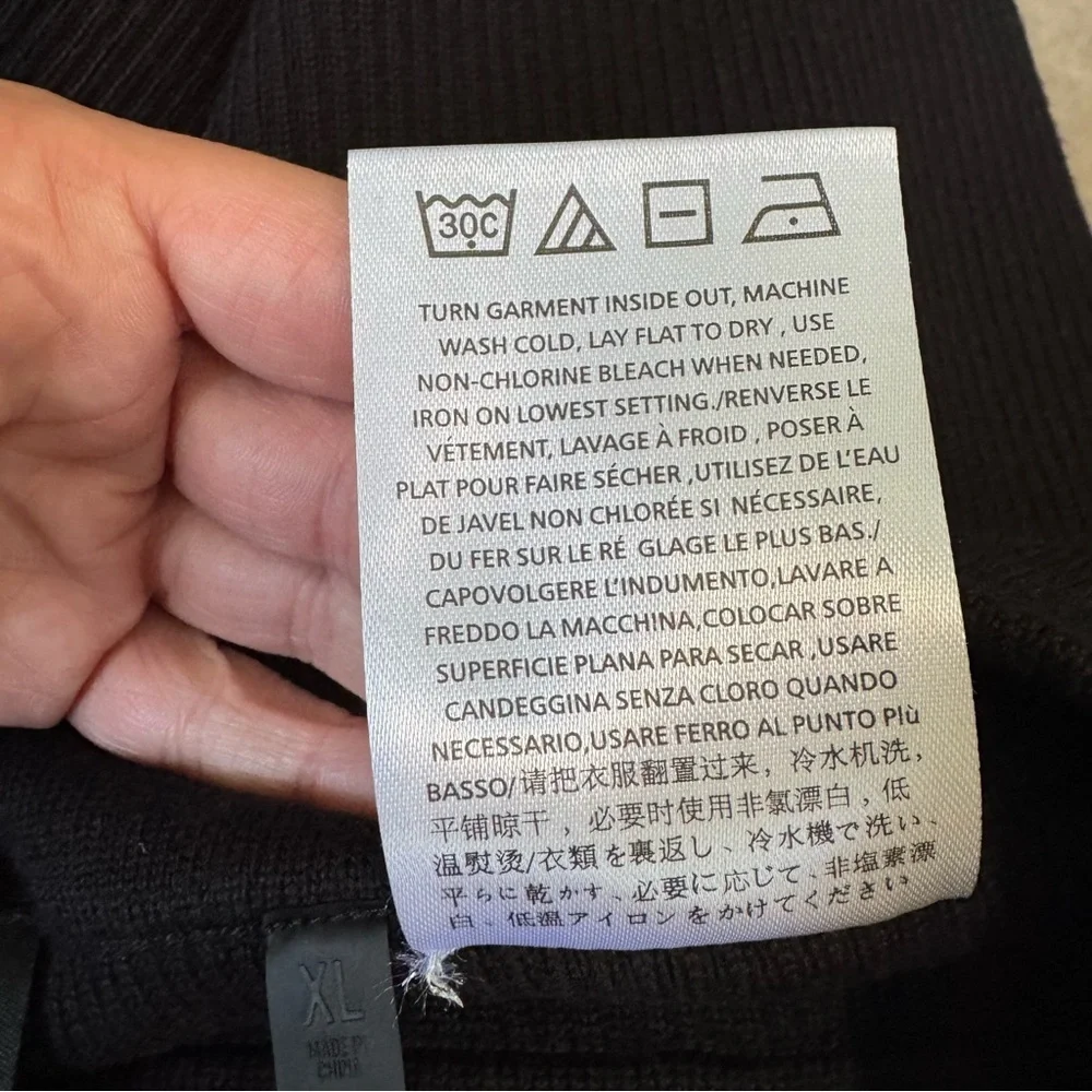 Essentials Fear of God Black Ribbed Biker Shorts - Picture 7 of 8